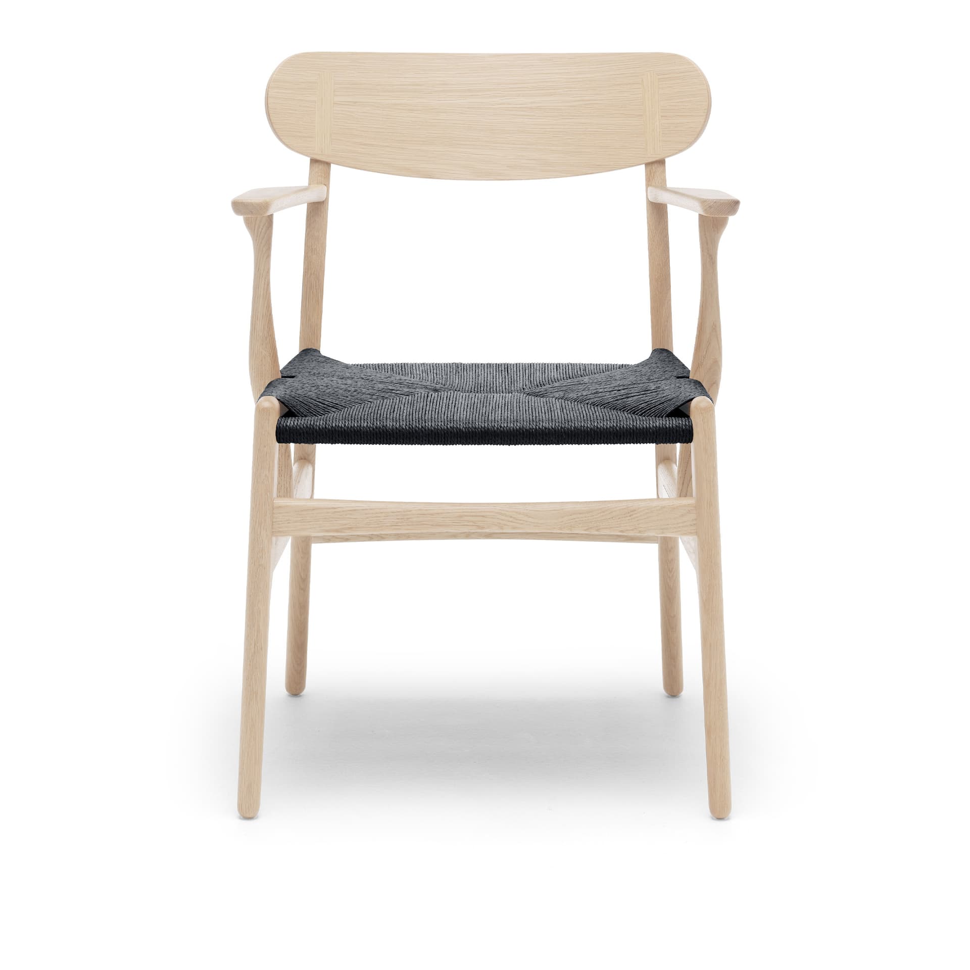 Carl Hansen - CH26, Tvålad Ek, Svartflätat papperssnöre - Spisestoler - Hans J. Wegner - Tre farget - Tre