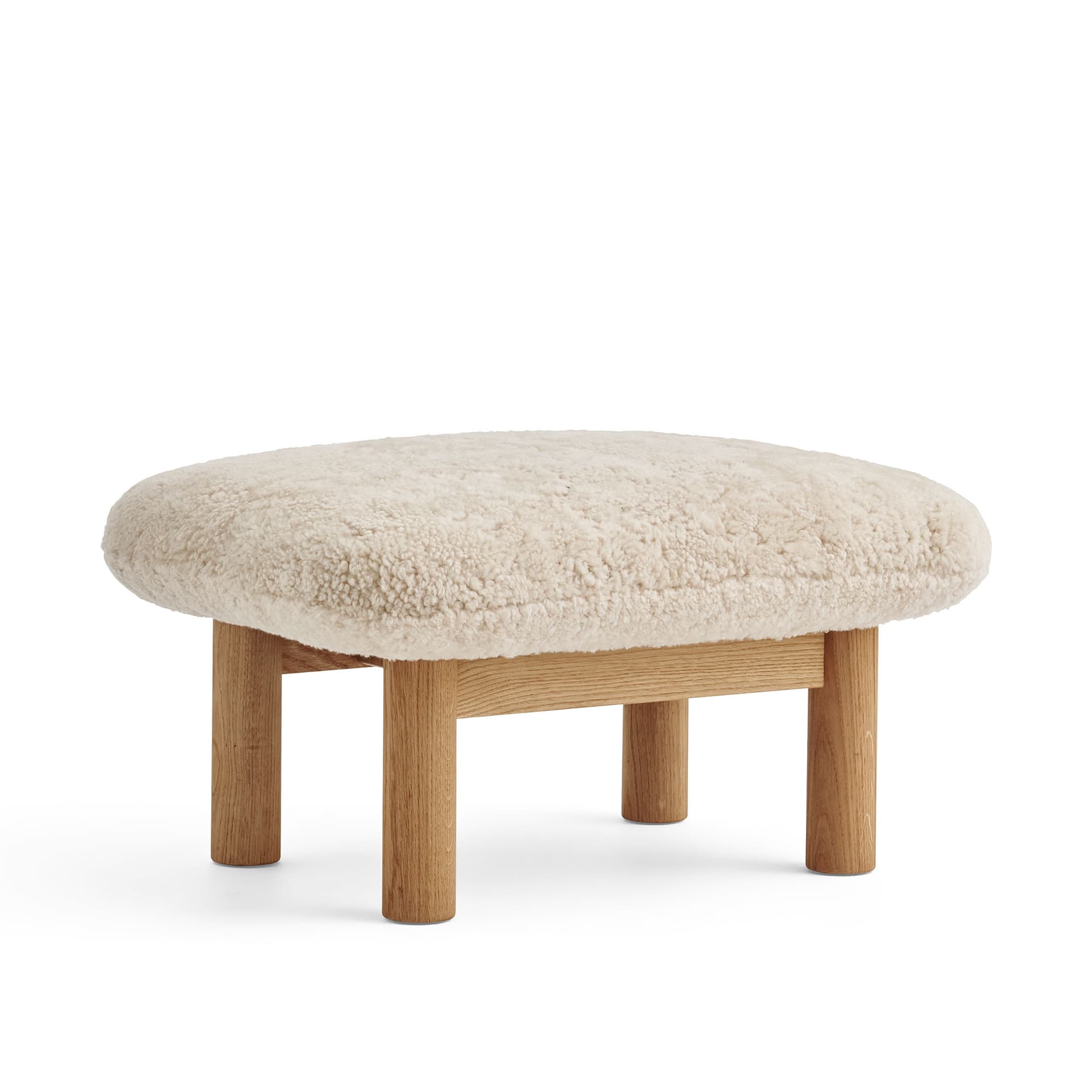Audo Copenhagen - Brasilia Ottoman Solid Nat Oak Sheepskin Natural - Puffer - Anderssen & Voll - Tre farget - Lær/Tre/Skum