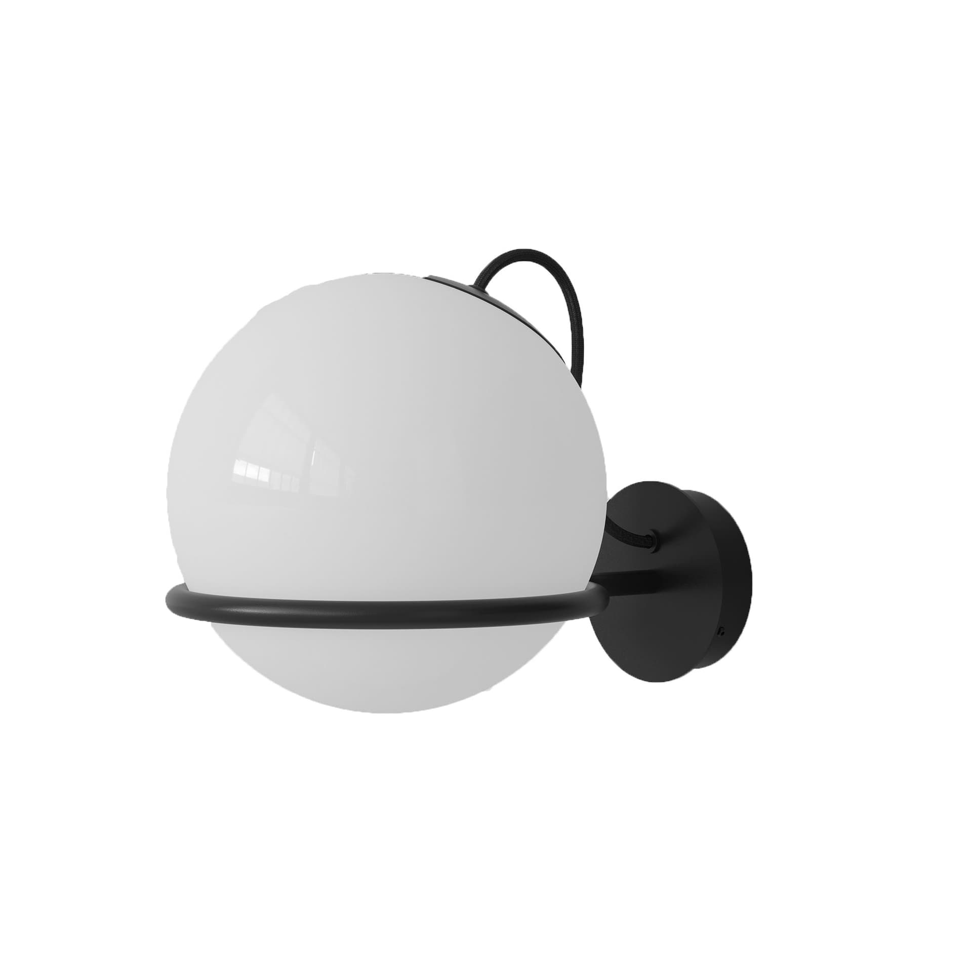 Astep - Model 238/1, 1 Opaline Sphere (20cm Diameter), Black Mount - Vegglamper - Gino Sarfatti - Svart,Hvit - Glass/Metall