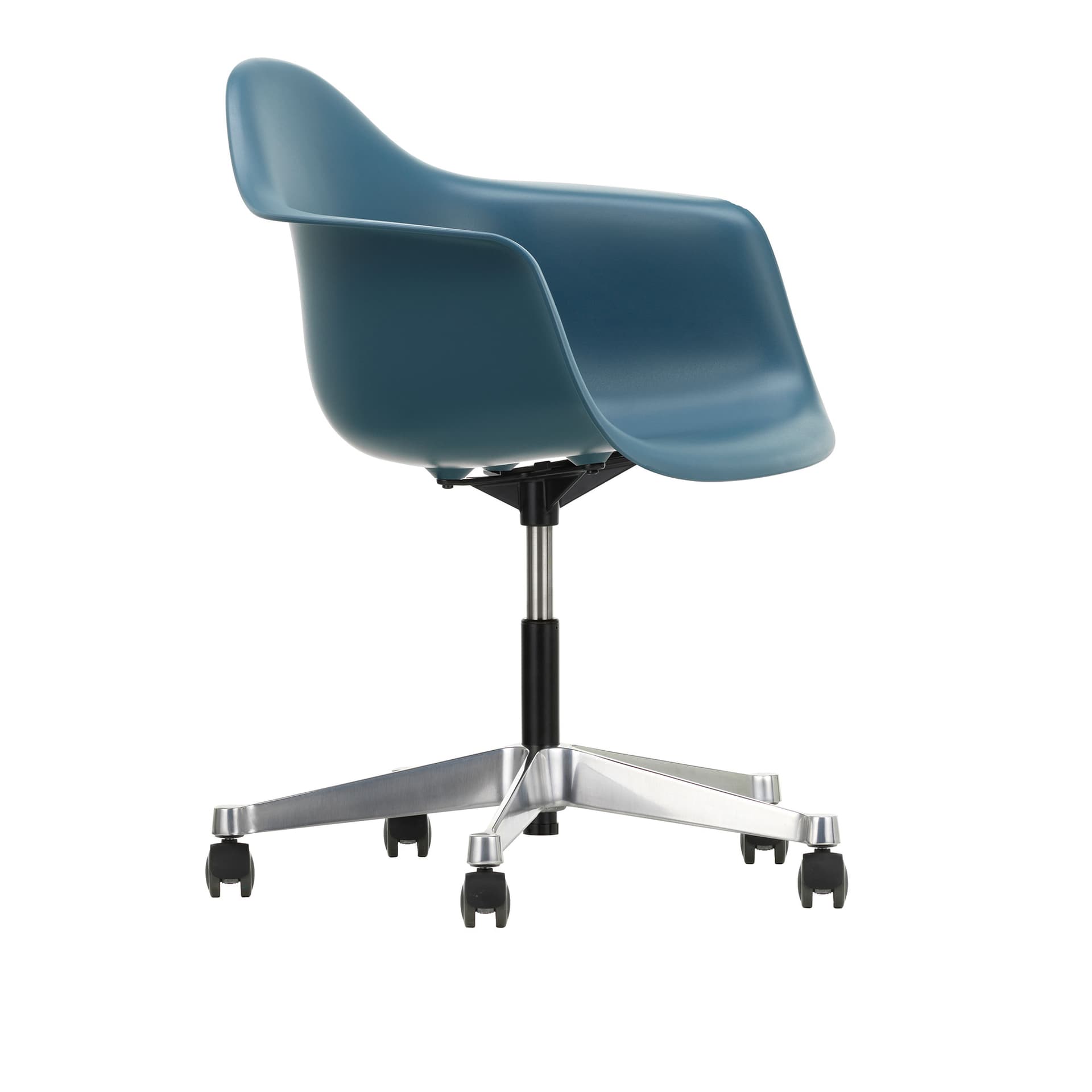 Vitra - Eames Plastic Armchair PACC - 83 Sea Blue - Castors Soft - Kontorstoler - Charles & Ray Eames - Blå