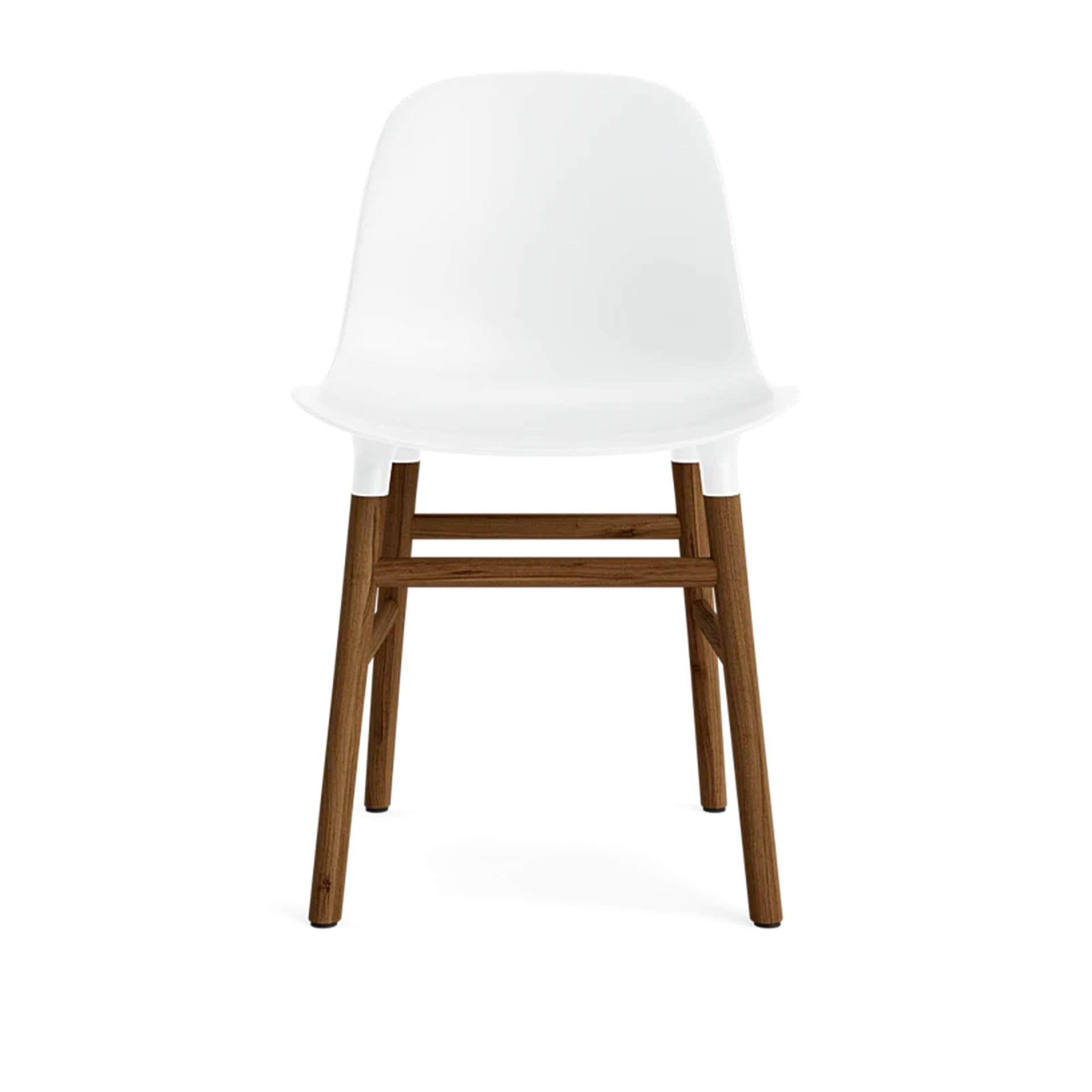 Normann Copenhagen - Form Chair Walnut White - Spisestoler - Simon Legald - Hvit - Tre/Plast