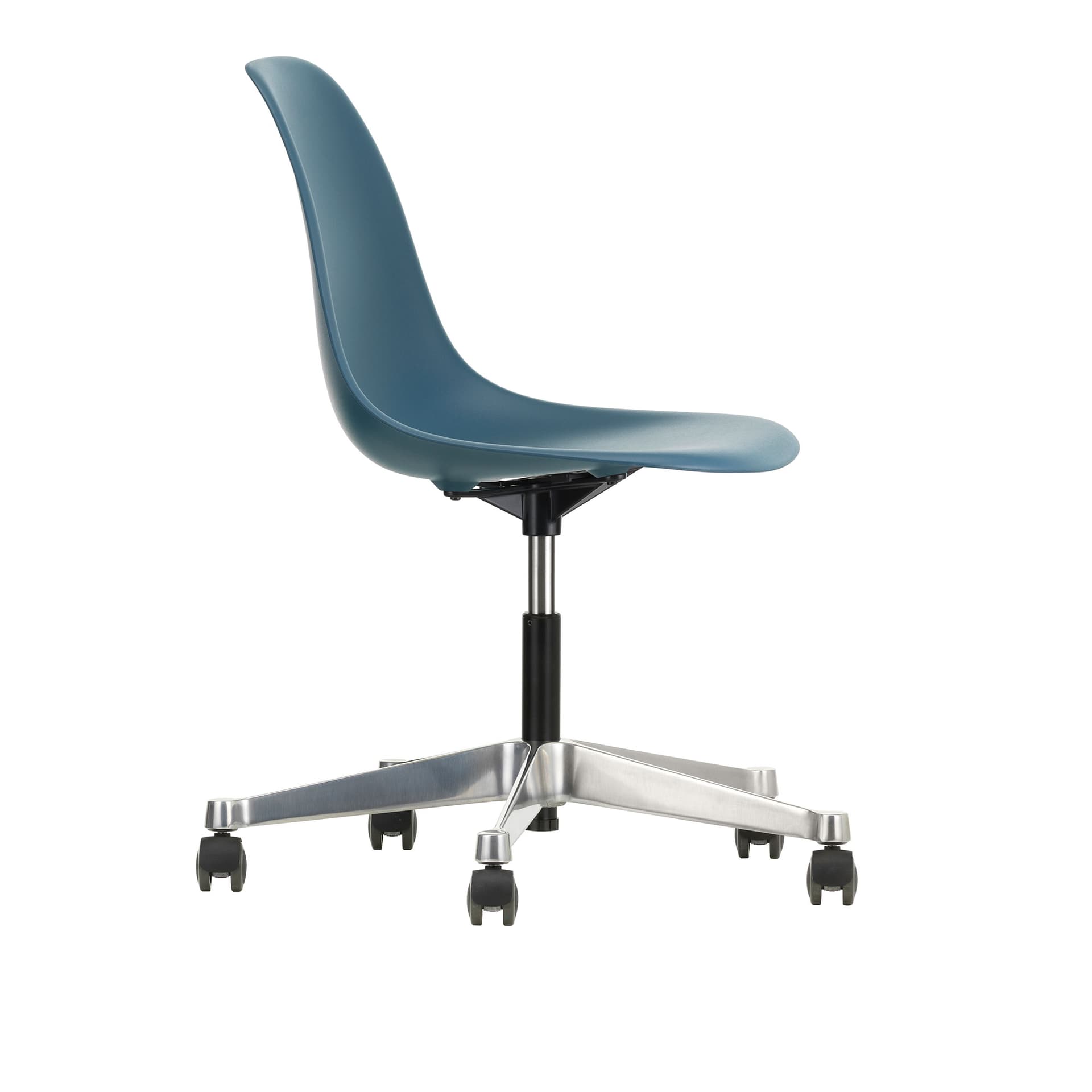 Vitra - Eames Plastic Chair PSCC - 83 Sea Blue - Castors Soft - Kontorstoler - Charles & Ray Eames - Blå