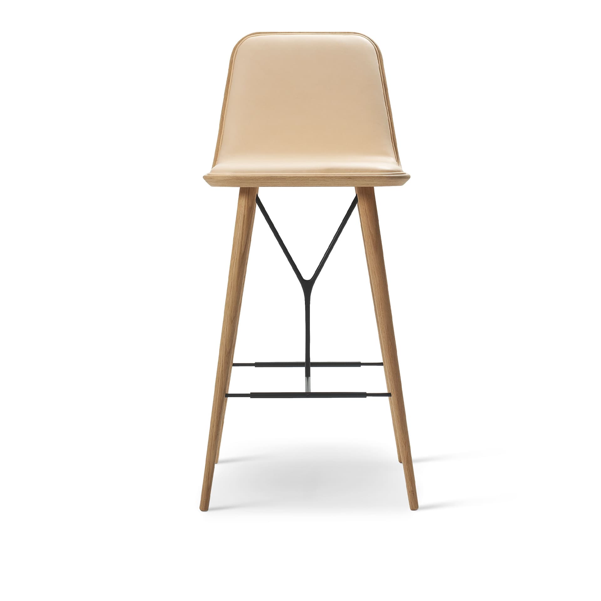 Fredericia Furniture - Spine Wood Base Barstool, Lackerad ek, Svart metall, Lädergrupp 3, 90 Natural - Barstoler & barkrakker - Space Copenhagen - Brun,Svart - Lær/Tre