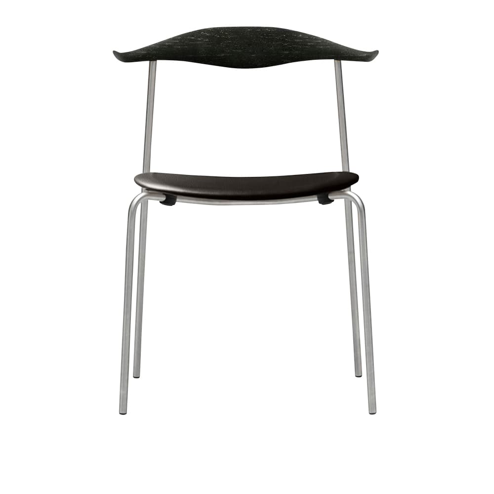 Carl Hansen - CH88P - Klädd sits, Svartlackad Ek, Lädergrupp B Thor - 301, Ben i Rostfritt stål - Spisestoler - Hans J. Wegner - Svart - Metall/Tre