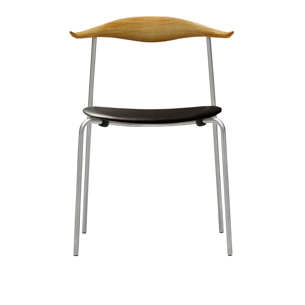 Carl Hansen - CH88P - Klädd sits, Oljad Ek, Lädergrupp B Thor - 301, Ben i Rostfritt stål - Spisestoler - Hans J. Wegner - Svart - Metall/Tre