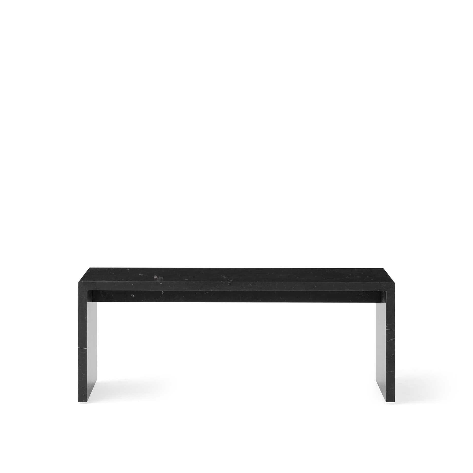Audo Copenhagen - Plinth Bridge, Nero Marquina - Sofabord - Norm Architects - Svart - Stein/Plast