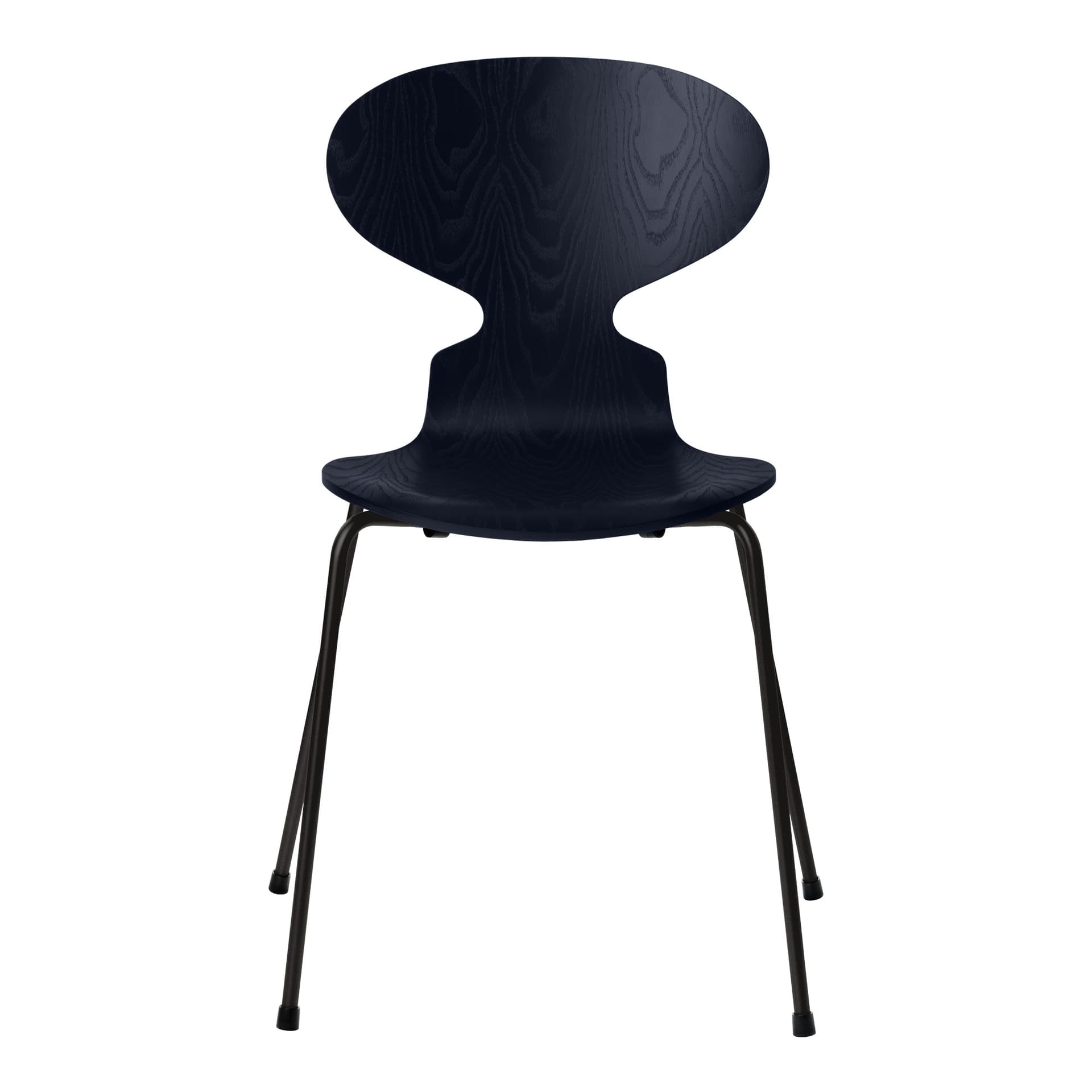 Fritz Hansen - Ant 3101 farget asketrefinér stålstativ svart midnight blue - Spisestoler - Arne Jacobsen - Blå - Metall/Tre