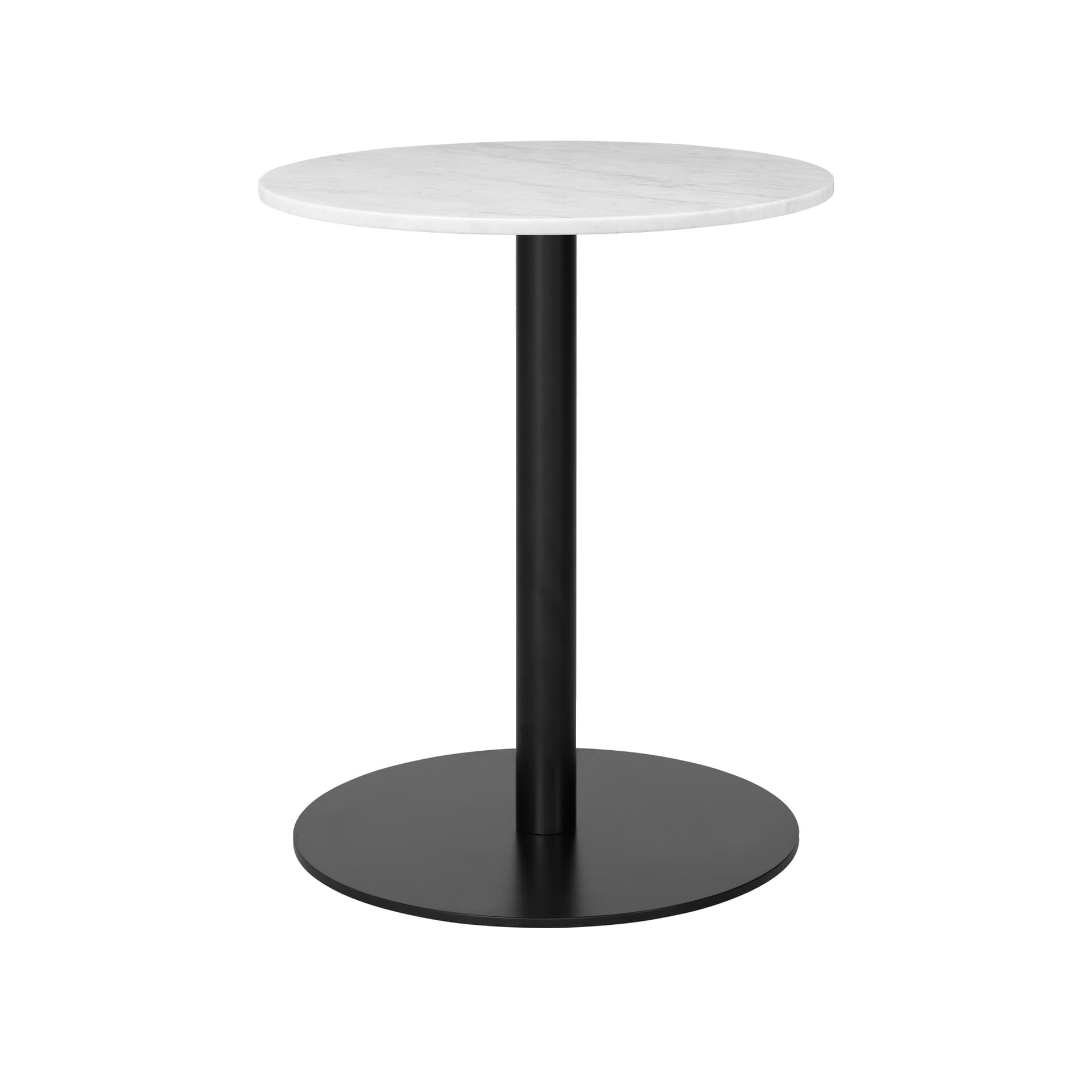 Gubi - Gubi 1.0 Dining Table, Round, Ø60, Black Base, Marble Top - Bianco Carrara - Spisebord - Hvit - Metall/Stein