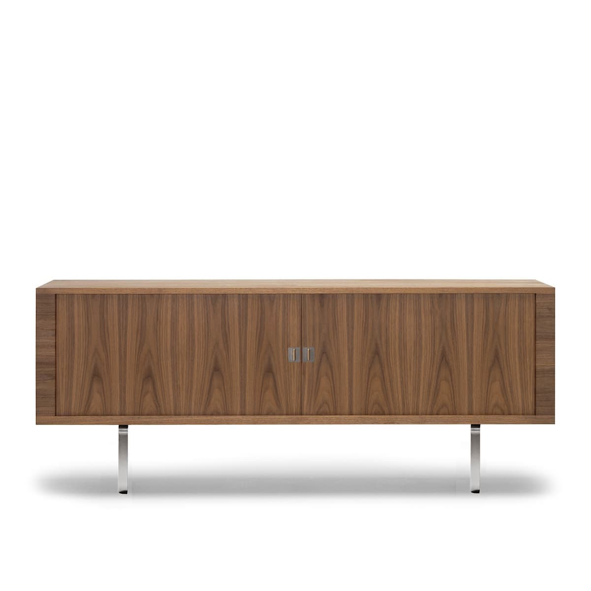 Carl Hansen - CH825 Sideboard, Oiled Walnut, Stainless steel legs - Sideboards - Hans J. Wegner - Tre farget - Metall/Tre