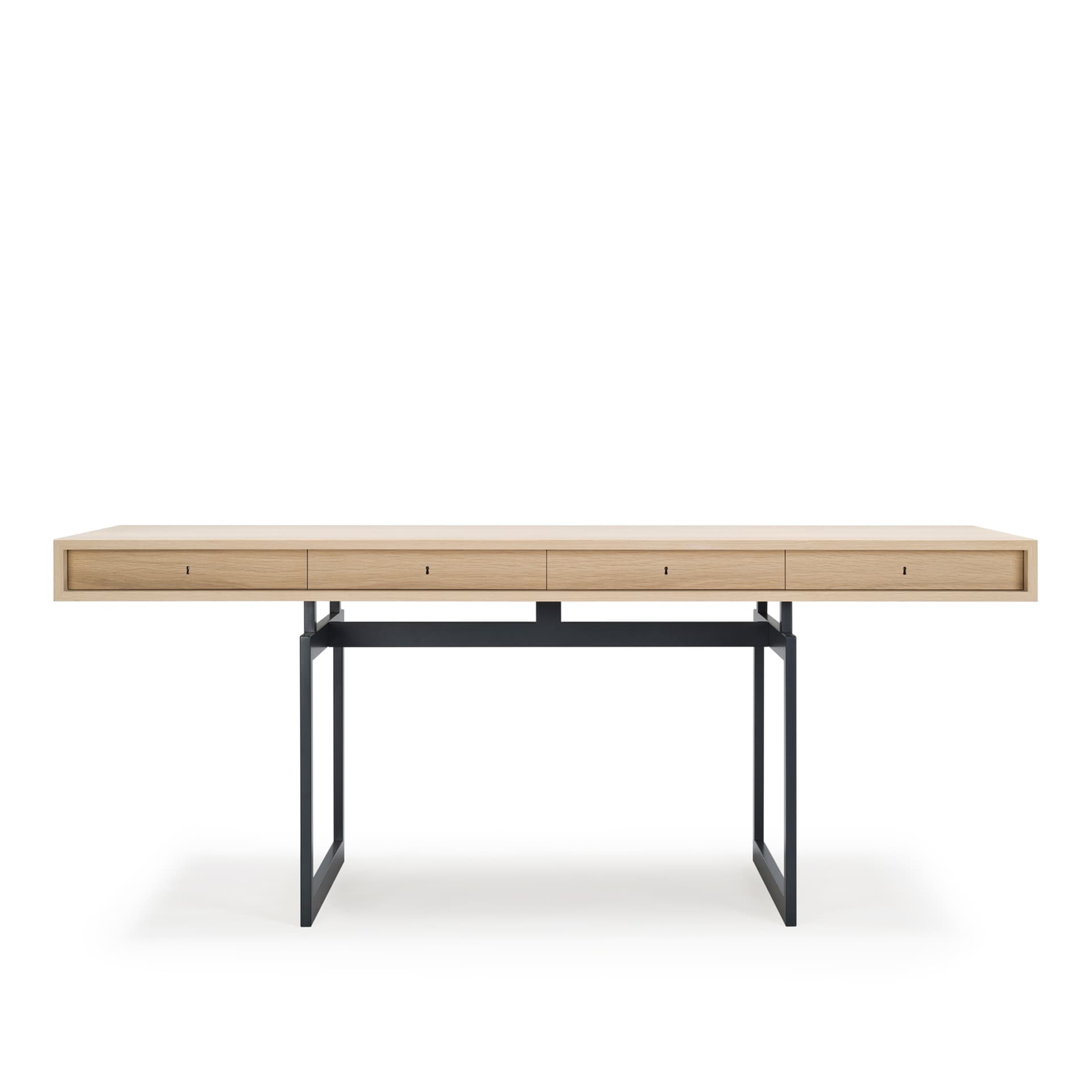 Karakter - Office Desk, Oak Top, Grey Frame - Skrivebord - Bodil Kjær - Tre farget