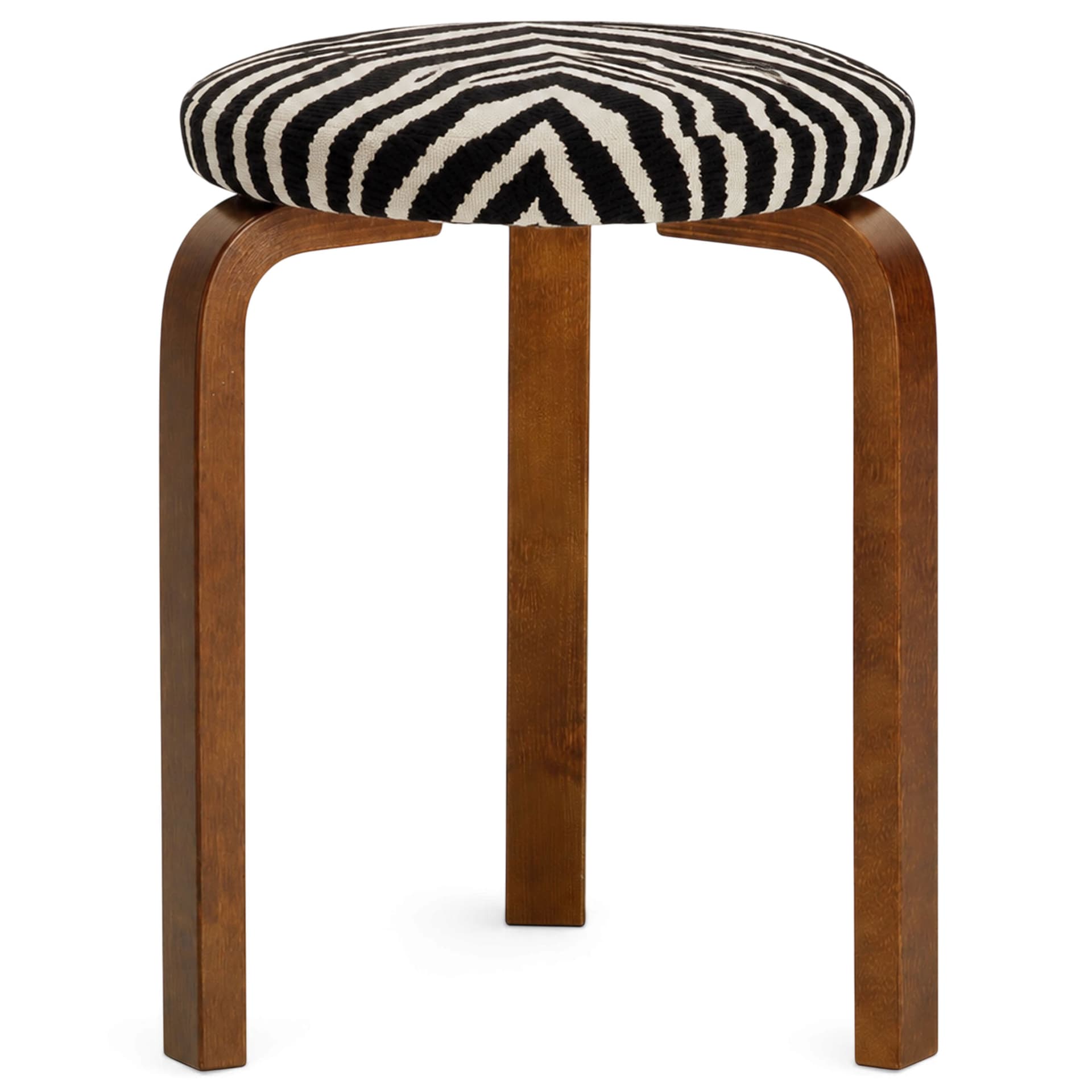 Artek - Stool 60 sittpall valnötsbetsad björk / svart zebra - Krakker - Alvar Aalto - Svart - Tre