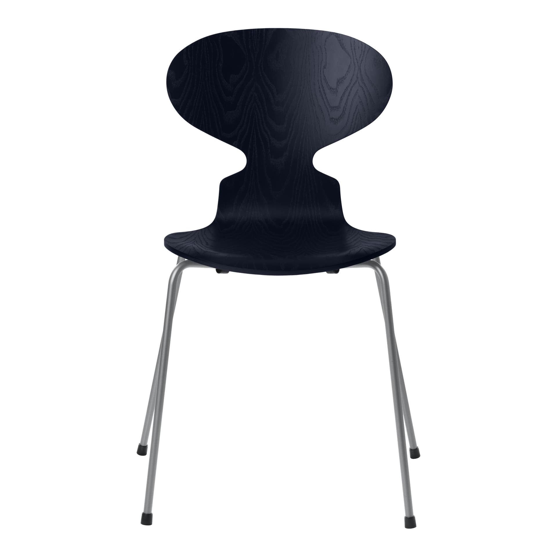 Fritz Hansen - Ant 3101 farget asketrefinér stålstativ sølvgrå midnight blue - Spisestoler - Arne Jacobsen - Blå - Metall