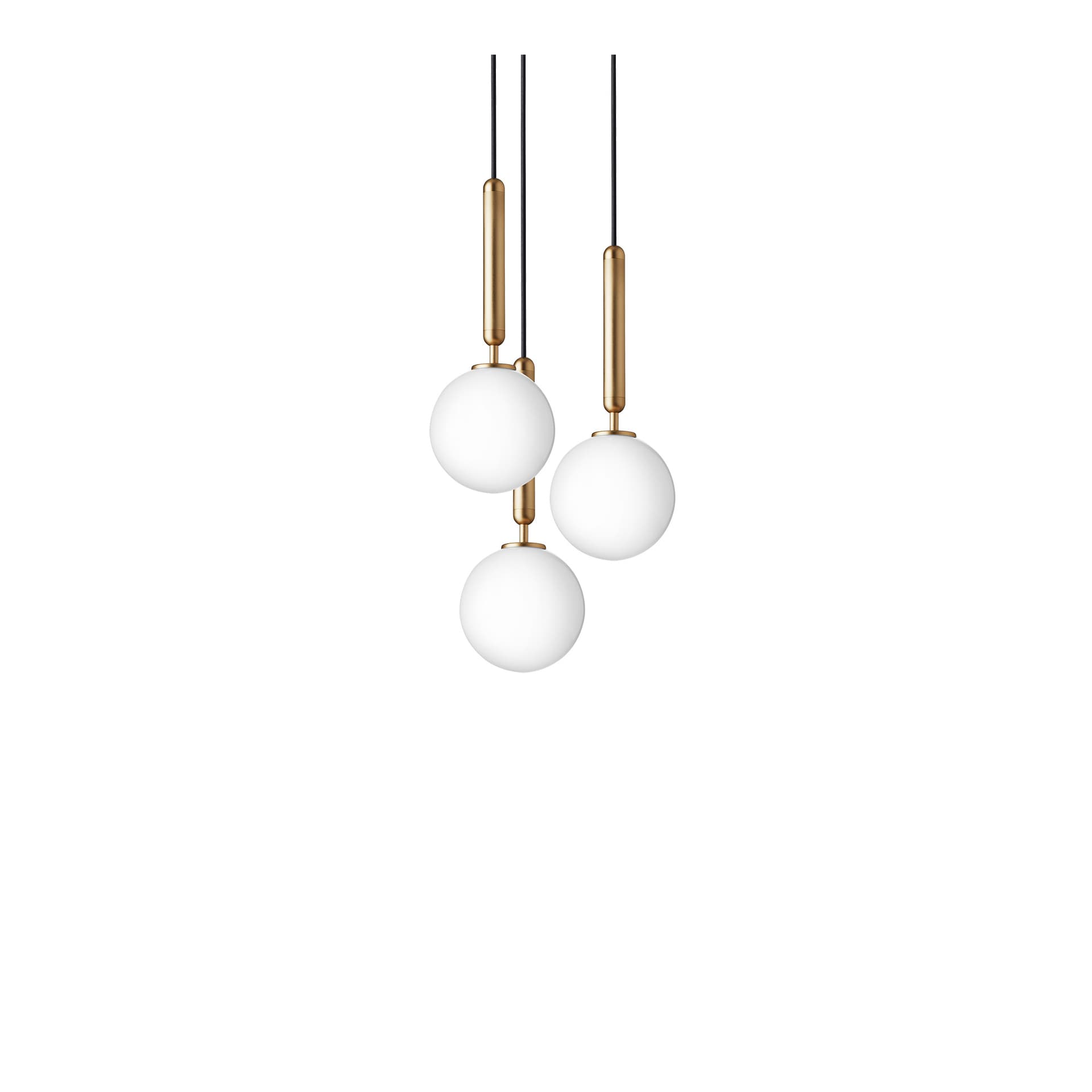 Nuura Aps - Miira 3 lysekrone, messing/opal, Ø 31 cm, 3 lyskilder Nuura