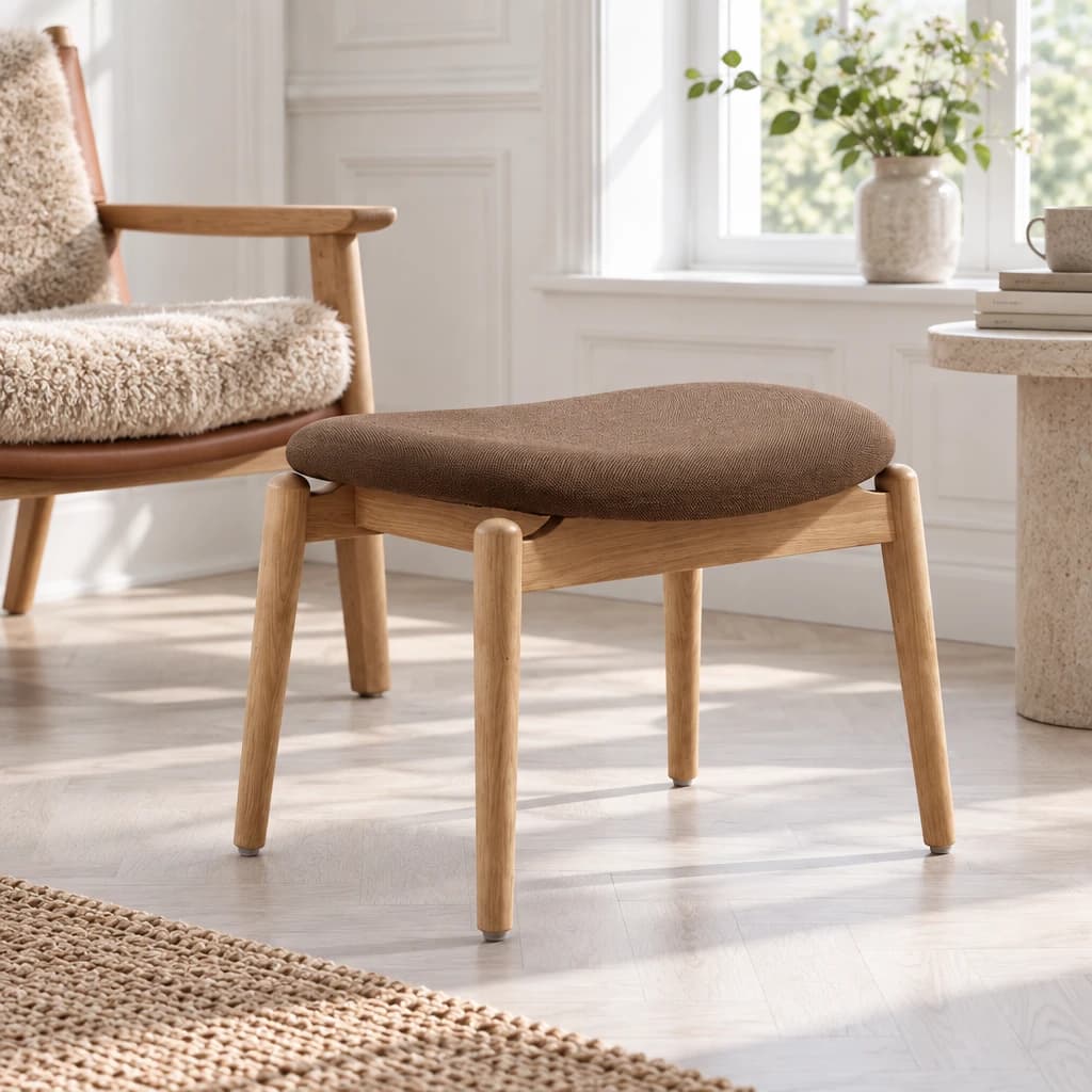 Oskar - Fodskammel til loungestol i egetræ - Natur/Brun - 53,5 cm