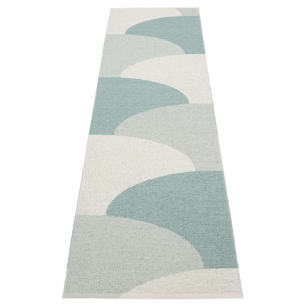Pappelina, Hill tæppe Haze/Sage/Fossil Grey 70 x 270cm