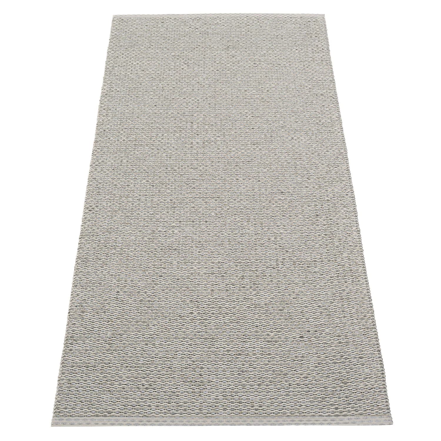 Pappelina, Svea tæppe 70x160 cm warm grey / granit metallic