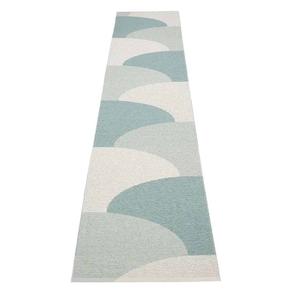 Pappelina, Hill tæppe Haze/Sage/Fossil Grey 70 x 360cm
