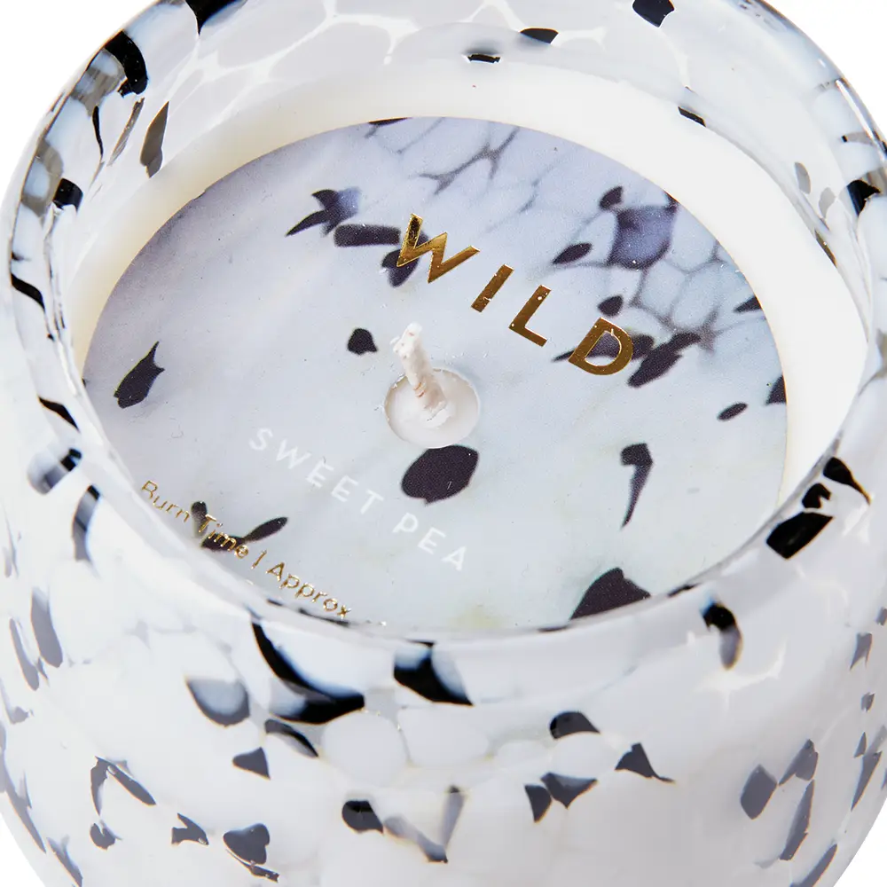 Affari of Sweden, WILD Duftlys sort/hvid Ø7/9xH10 cm