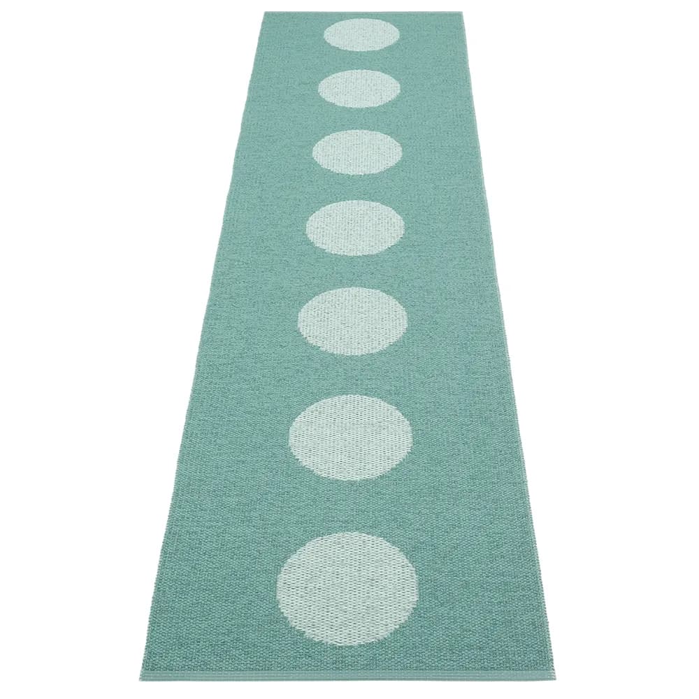 Pappelina, Vera Pop tæppe Jade/Pale Turquoise 70 x 280cm