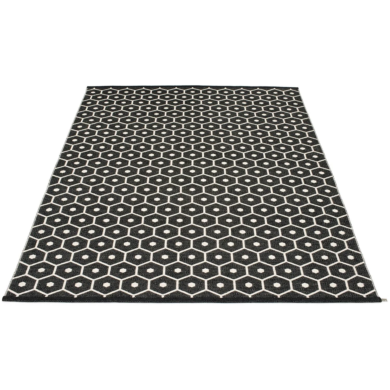 Pappelina, Honey tæppe 180x260 cm black / vanilla