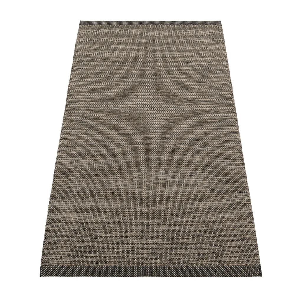 Pappelina, Sam tæppe 70 x 150 cm Black/Walnut