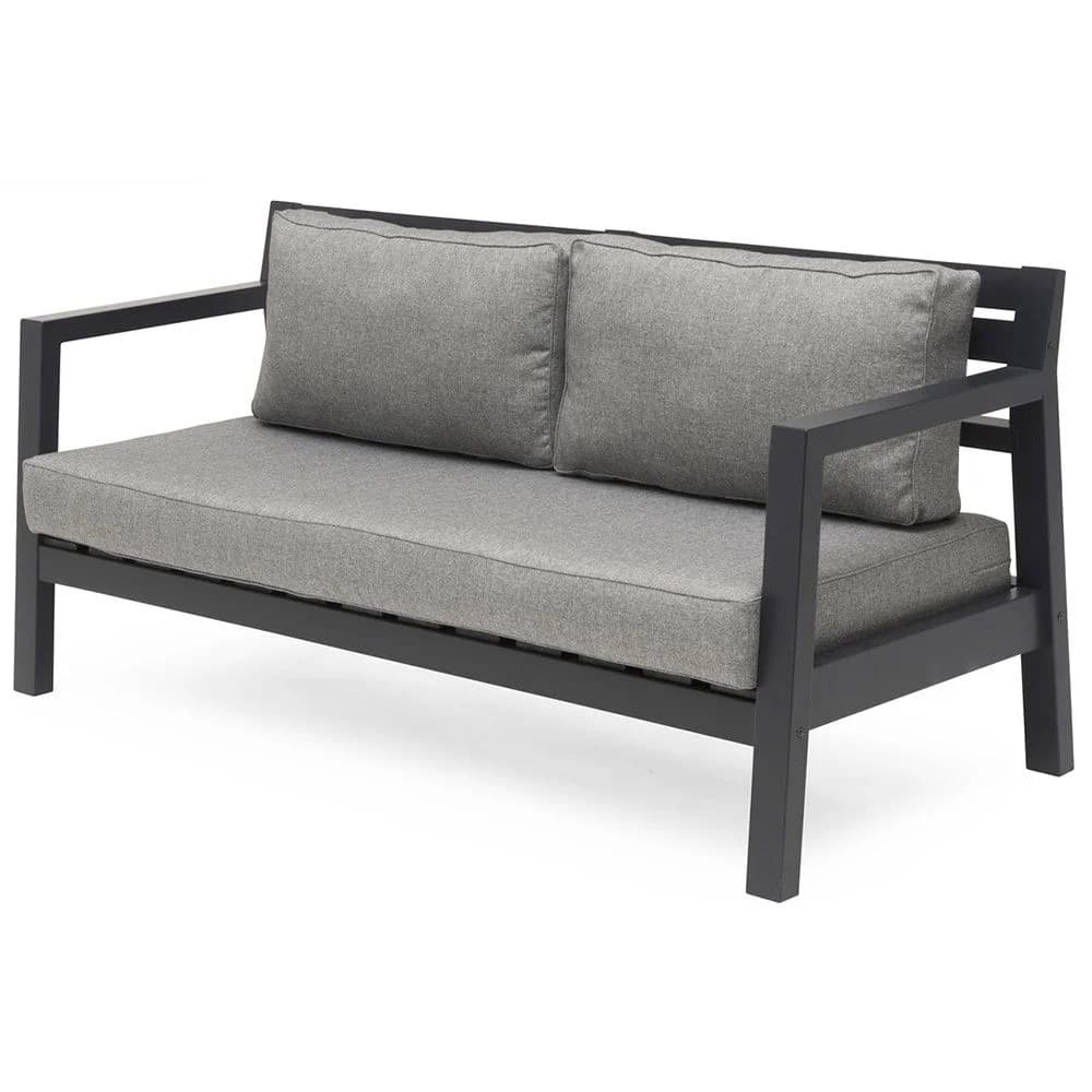 Hillerstorp, Stoltö Sofa