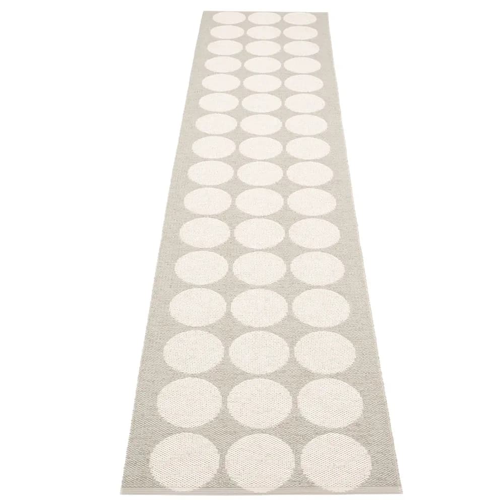 Pappelina, Hugo taeppe Linen/ Vanilla 70 x 320 cm