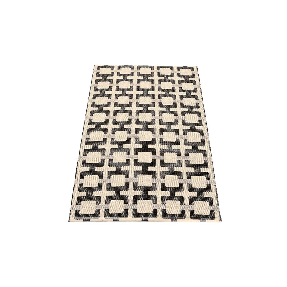 Pappelina, Tom teppe Black/Cream/Warm Grey 70 x 120 cm