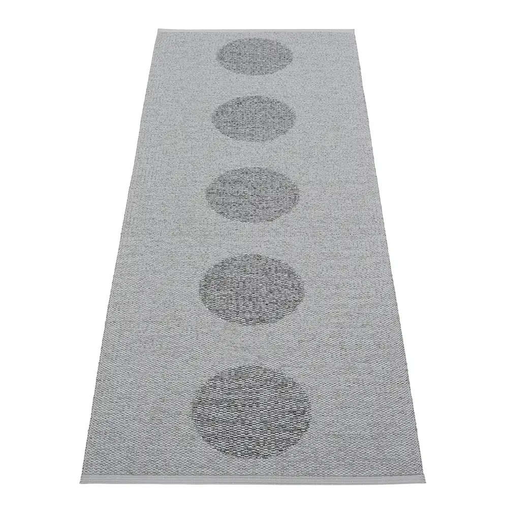 Pappelina, Vera 2.0 teppe 70x200 cm Grå