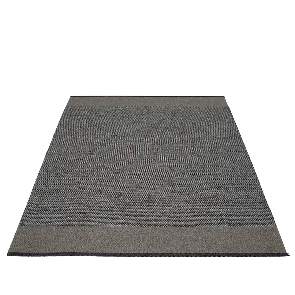 Pappelina, Edit matte 180x260 cm Black