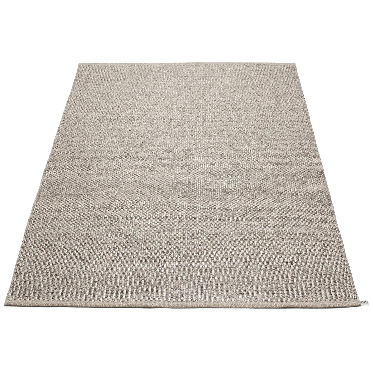 Pappelina, Svea matte 180x260 cm mud metallic / mud