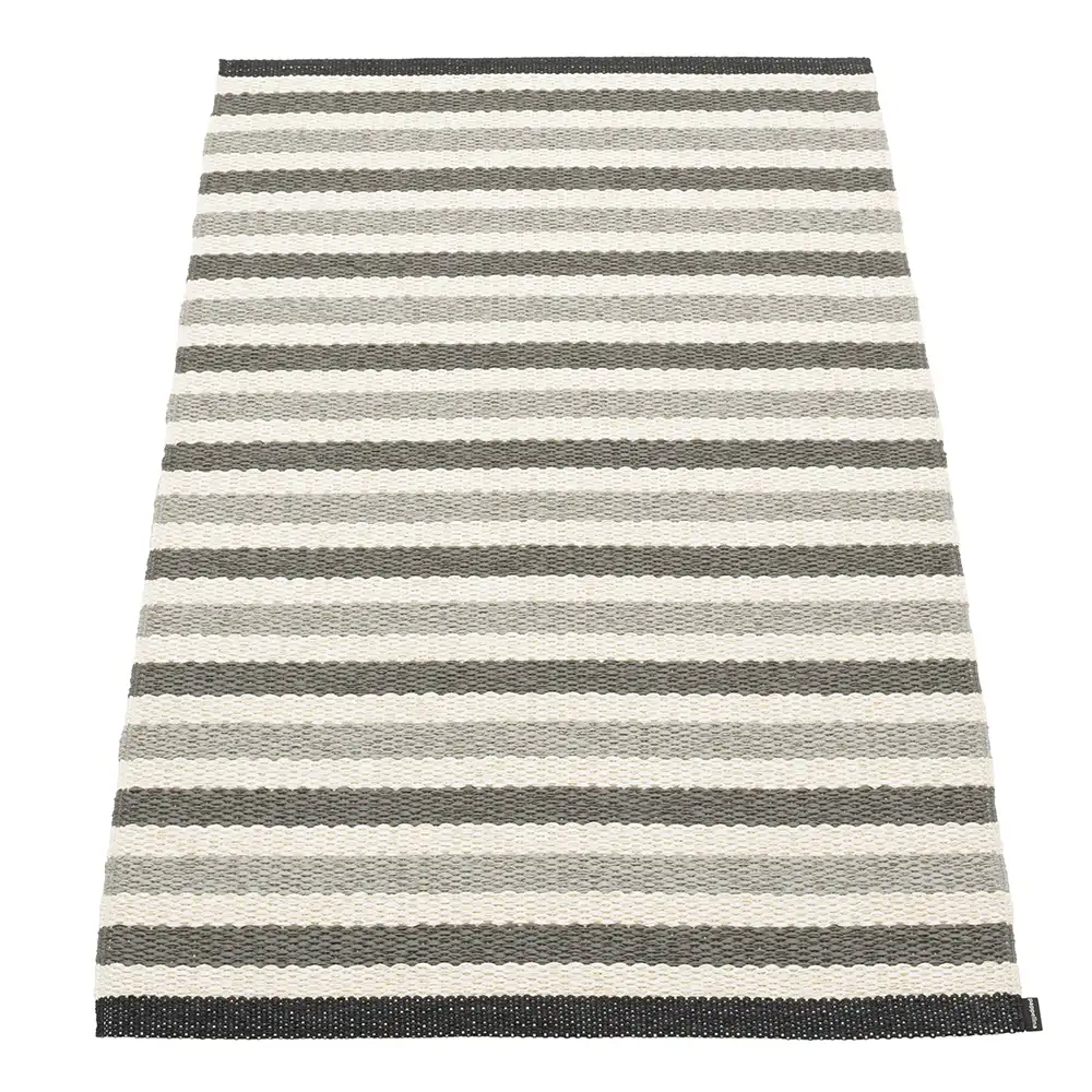Pappelina, Teo matte 70x120 cm Warm Grey/Charcoal/Vanilla