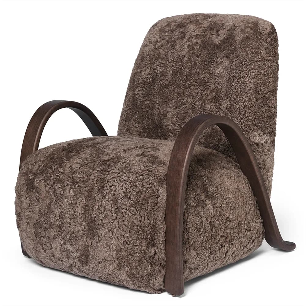 Ferm Living, Buur Lenestol Sheepskin - Dark Stained/Sahara