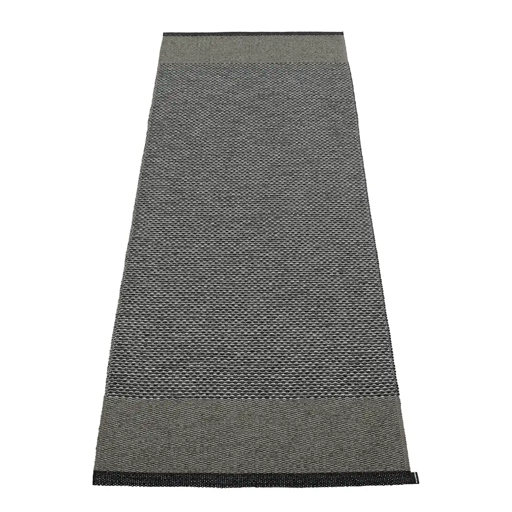Pappelina, Edit matte 70x200 cm Black