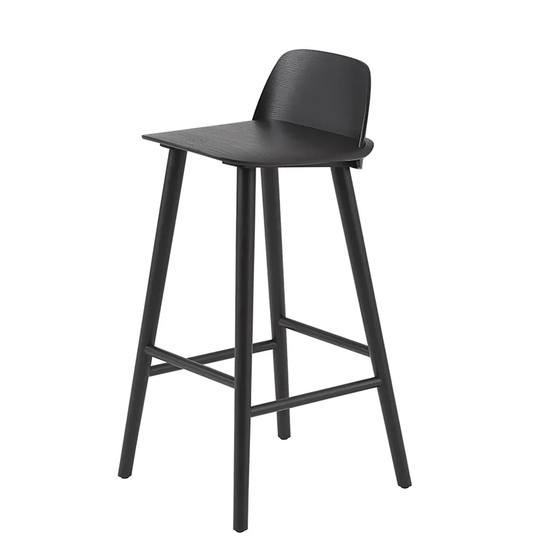 Muuto, Nerd barstol 75 cm - med fotstøtte i metall - Black