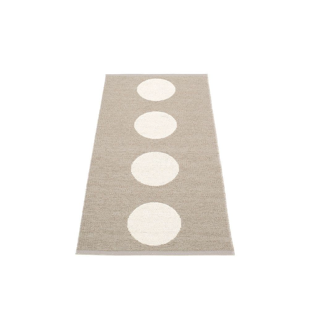 Pappelina, Vera matte 70x150 cm mud/vanilla