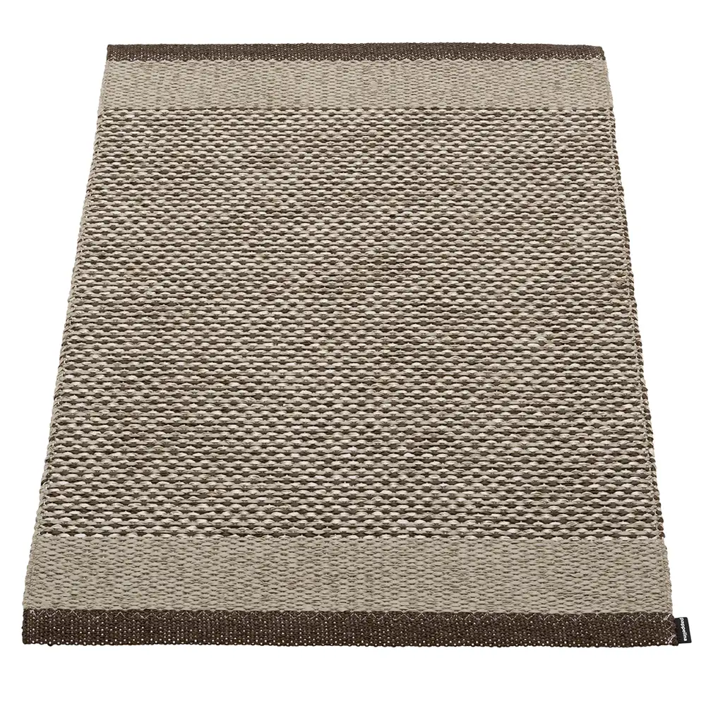 Pappelina, Edit matte 60x85 cm Dark Brown