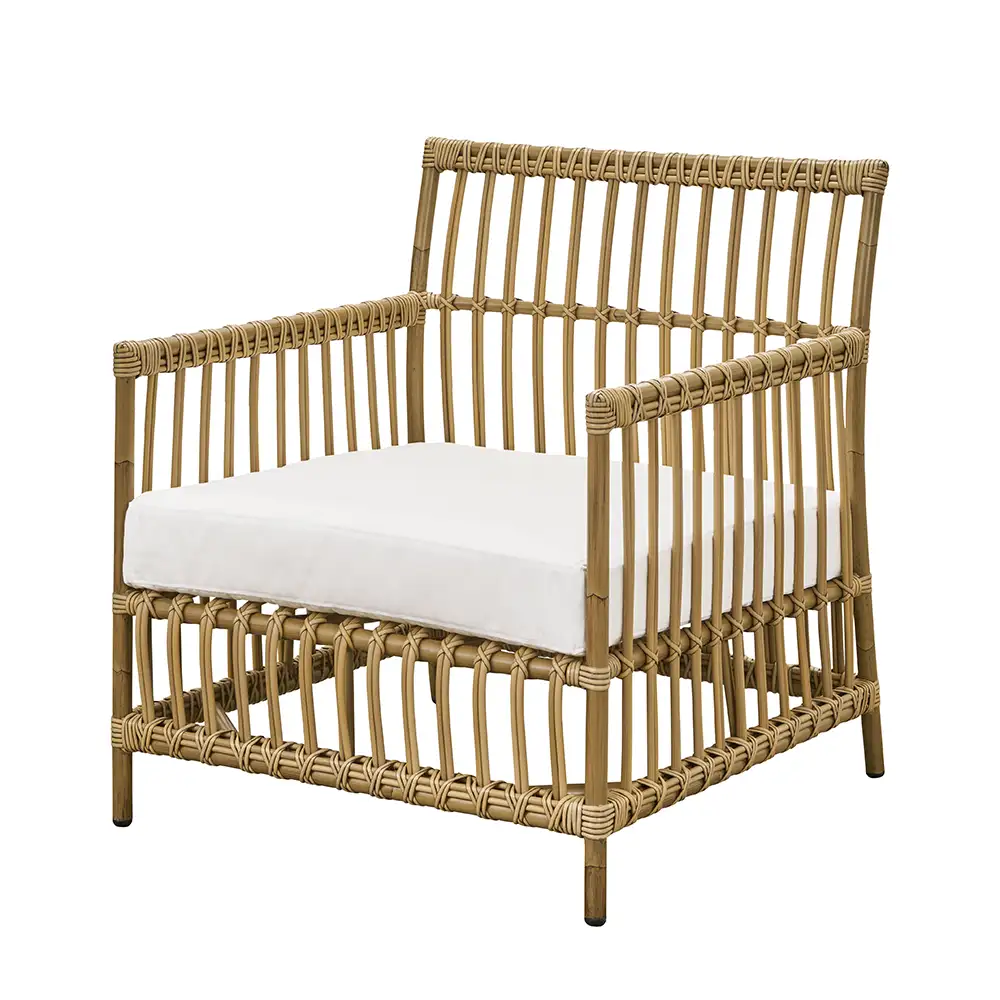 Sika Design, Caroline Lenestol i kunstrotting antikk