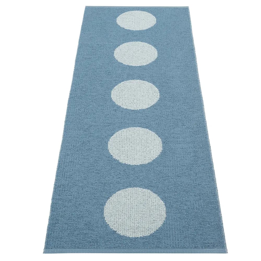 Pappelina, Vera Pop teppe River Blue/Blue Fog 70 x 200cm
