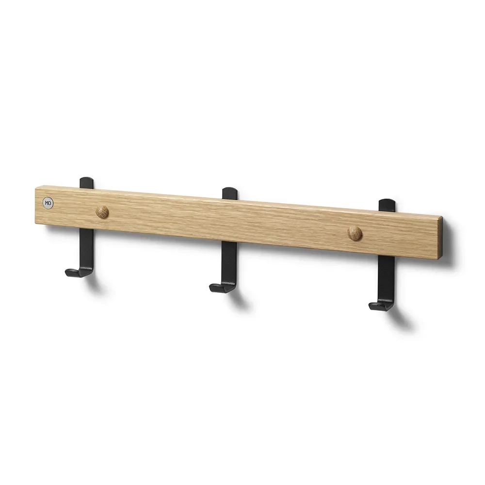 Oscarssons Möbel, Nadja Knaggrekke 40 cm Lakkert eik/mattsvart stål