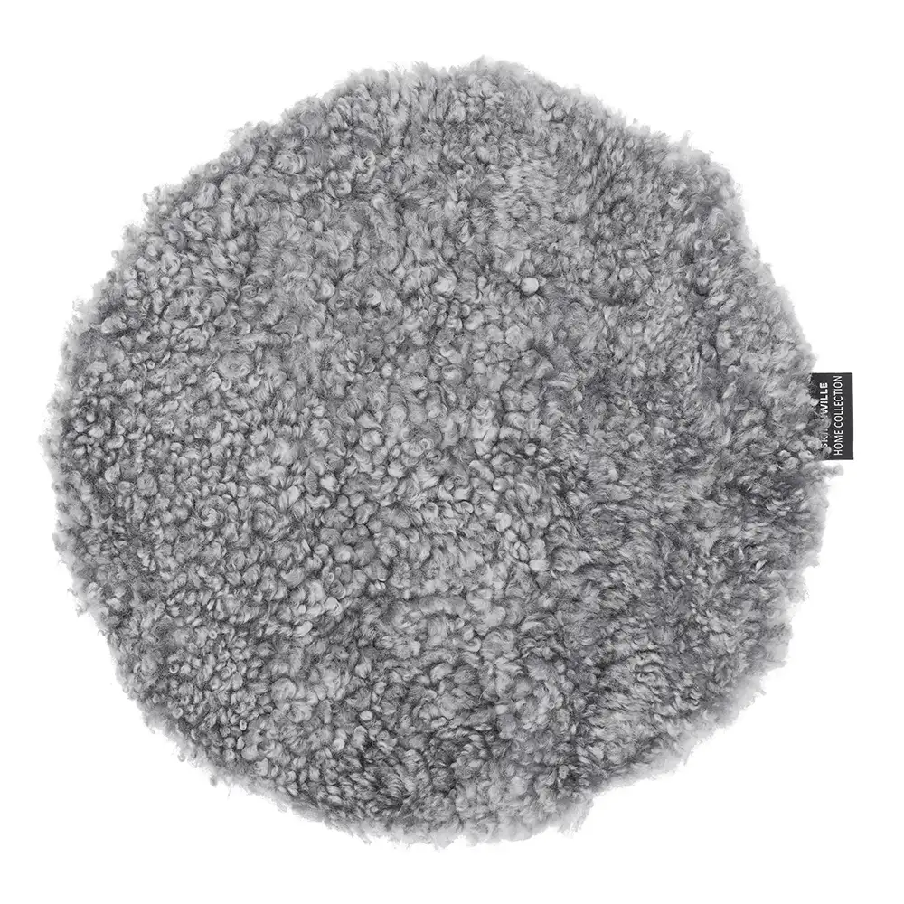 Skinnwille, Curly Sittepute i saueskinn ø34 cm Charcoal grey Silver
